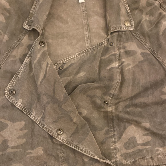 Current/Elliott Camo The Infantry Jacket Double Snap Belted - Pockets Women’s 3 - Picture 4 of 15